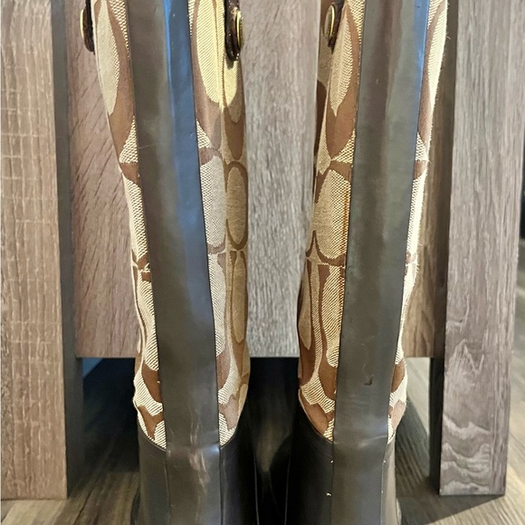 Coach Rain/Snow Boots ***FIRM*** - Picture 6 of 9